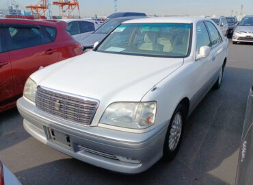 1999 Toyota Crown Royal Saloon G